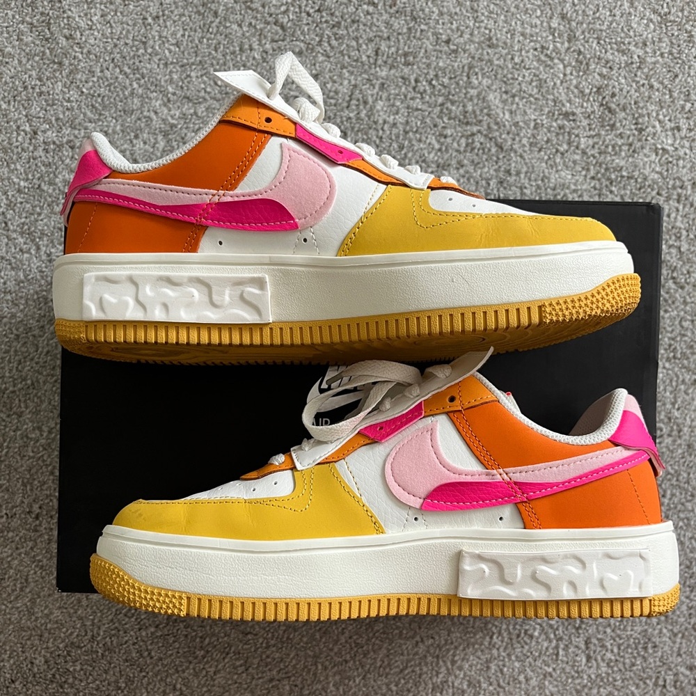 Women’s Nike Air Force 1 Fontanka Summit White Hyper Pink Women’s Size 9